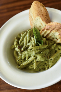 PENNE PESTO